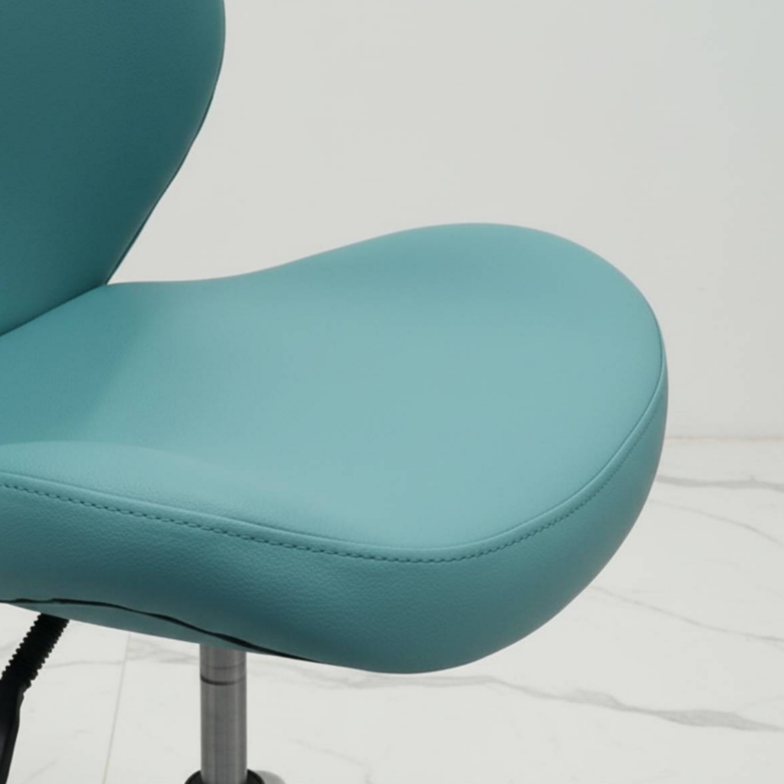 Upholstered Swivel Chair Cushi - огляд і ціна Chairs